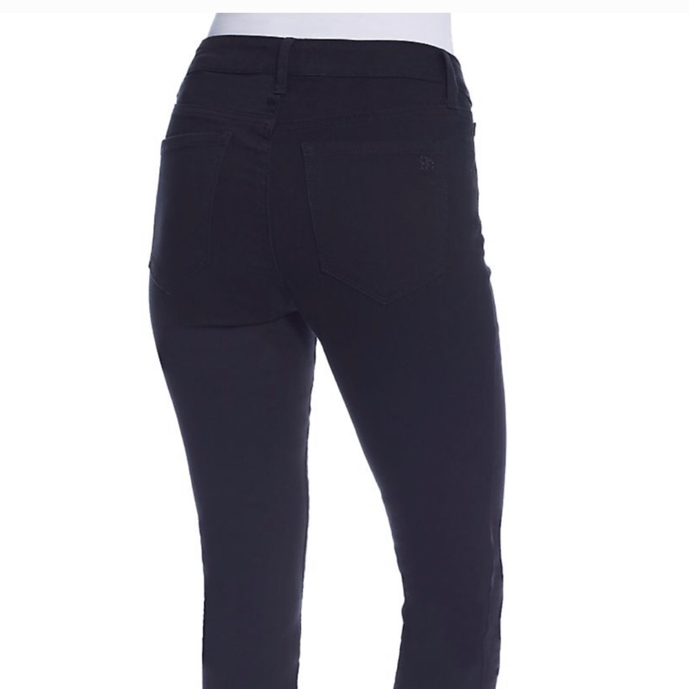 All black Jessica Simpson Jegging. Worn once.